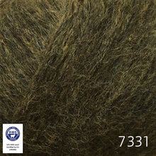 Load image into Gallery viewer, Snefnug by CaMaRose (bulky)