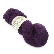 Load image into Gallery viewer, Falkland Worsted by Queensland (worsted)