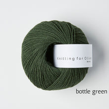 Load image into Gallery viewer, Knitting for Olive Merino (fingering)