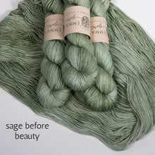 Load image into Gallery viewer, Simply Spectacular DK by Emma's Yarn (dk)