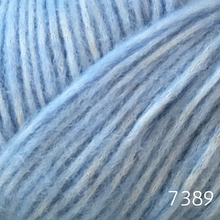 Load image into Gallery viewer, Snefnug by CaMaRose (bulky)