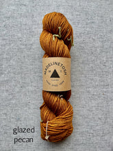 Load image into Gallery viewer, Madelinetosh Vintage