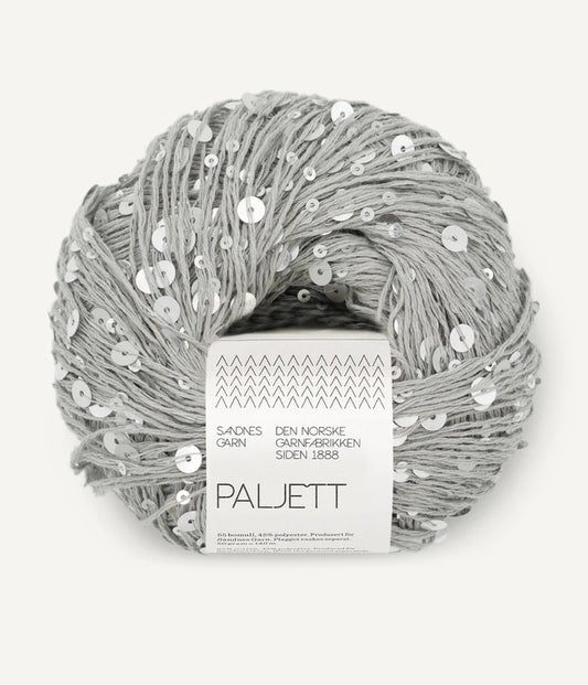 Sandnes Garn Paljett sequined yarn in shade 1120 silver spoon