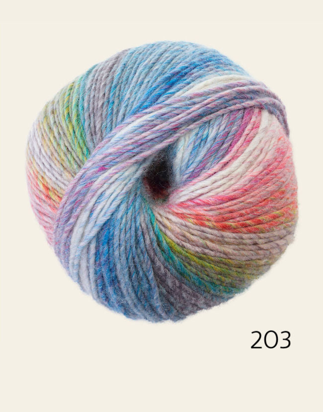 Sirdar Jewelspun with Chunky Wool Yarn in 203 mother of purl