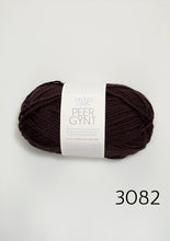 Load image into Gallery viewer, Peer Gynt (dk/light worsted) by Sandnes Garn
