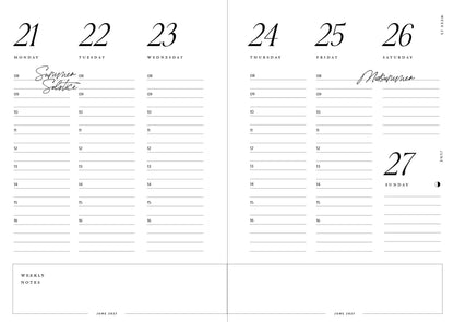 Cozy Planner 2027 – Latte Brown