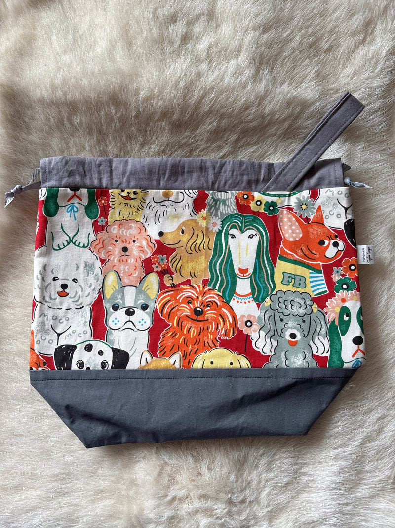 project bag dogs with grey trim