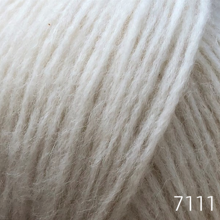 7111 hvid natur (natural white)