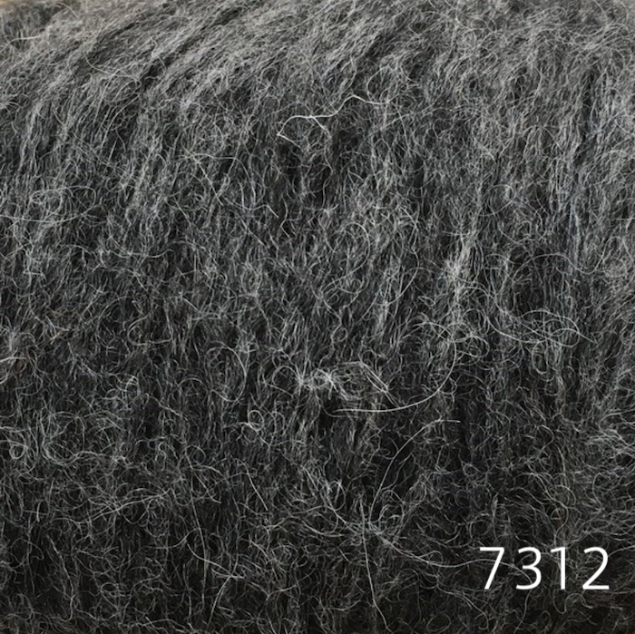 Snefnug by CaMaRose (bulky)