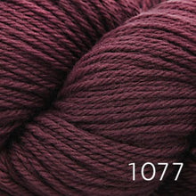Load image into Gallery viewer, Cascade 220 (worsted)
