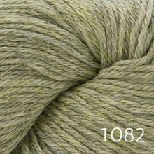 Load image into Gallery viewer, Cascade 220 (worsted)
