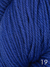 Load image into Gallery viewer, Falkland Worsted by Queensland (worsted)
