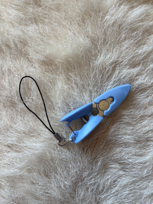 Portable Mini Scissors from Heavenly Yarns in color blue. 
