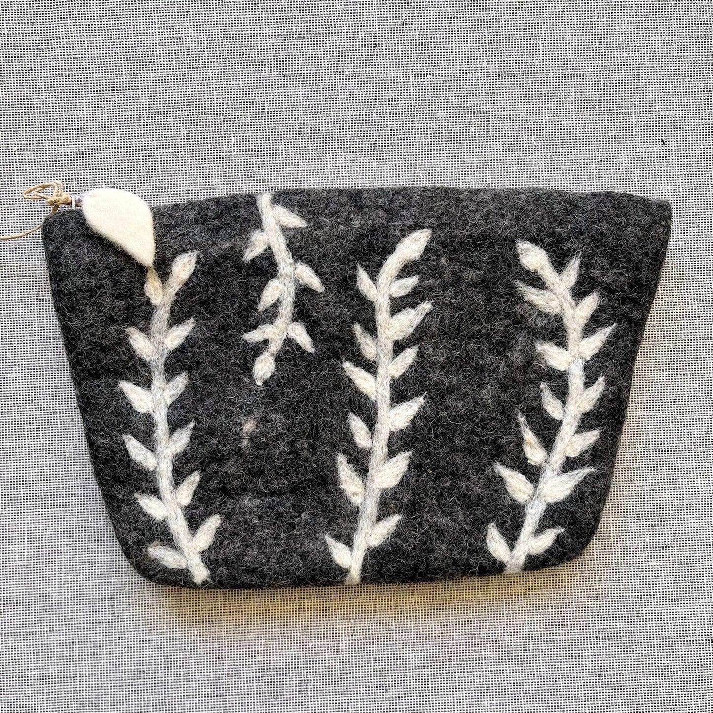 Felted Notions Bags by Wonderland Yarns/Frabjous Fibers