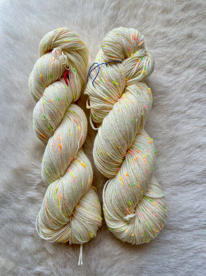 Ready-to-Dye Yarn