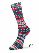 Load image into Gallery viewer, Christmas socks by Laine du Nord (fingering/sock)
