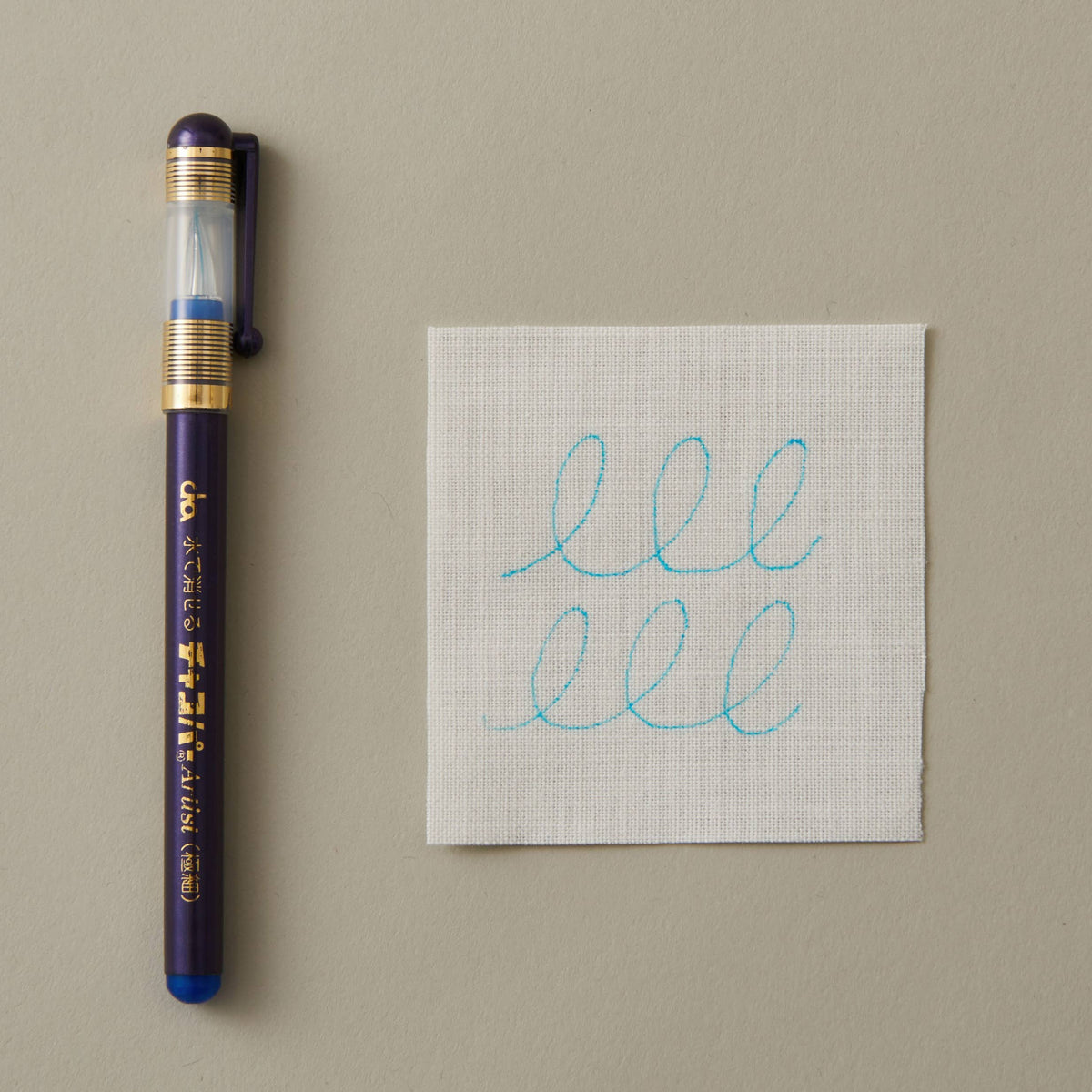 Water soluble marking pen for sashiko embroidery