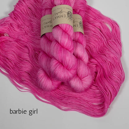 Practically Perfect SMALLS by Emma's Yarn