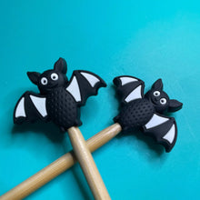 Load image into Gallery viewer, Knitting Needle Point Protectors by Comma Craft Co.

