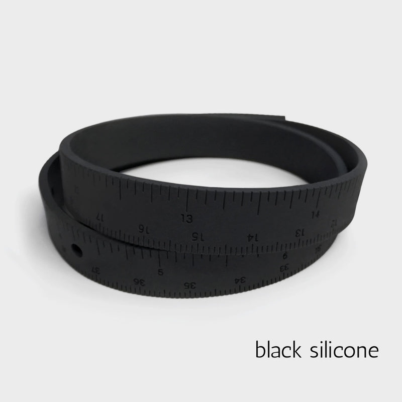 black silicone :: 19"