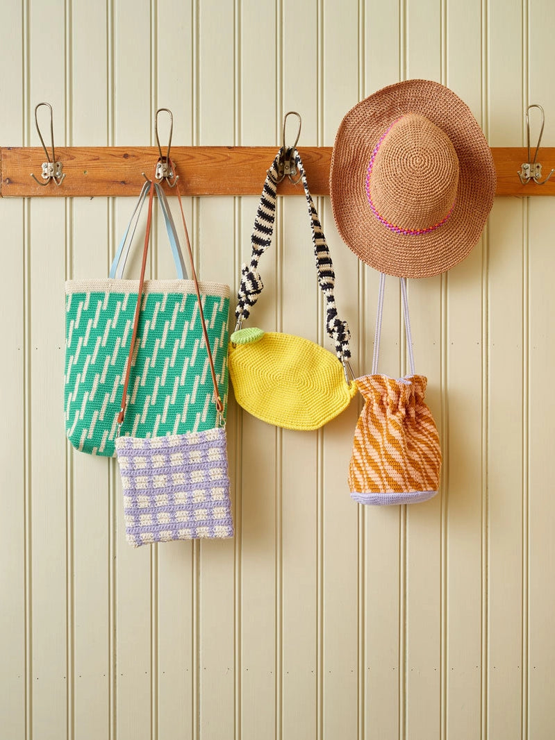 Laine Magazine: Let's Crochet! (Spring 2025)