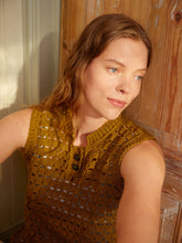 Load image into Gallery viewer, Laine Magazine: Let&#39;s Crochet! (Spring 2025)
