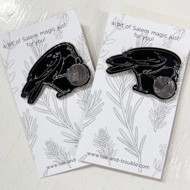 crows love yarn