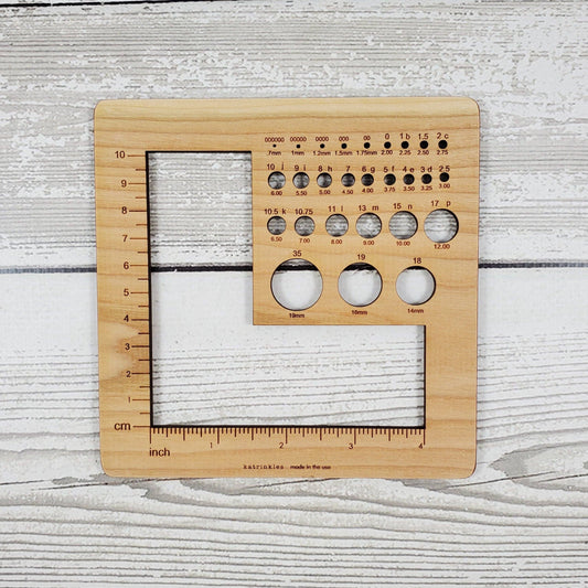 Katrinkles 4" Universal Knitting Needle & Crochet Hook Gauge