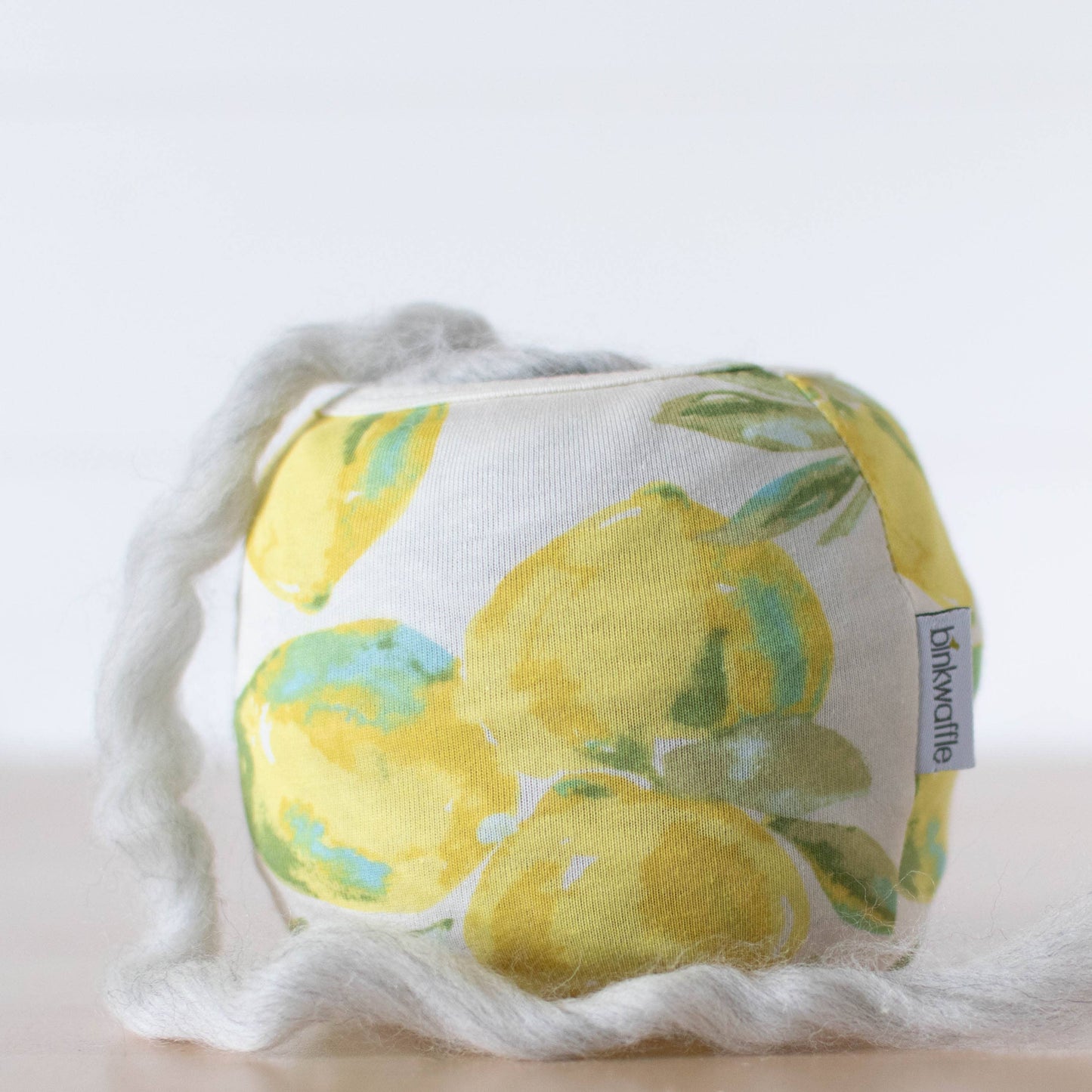 Limon COZY CAKES Yarn Cozy