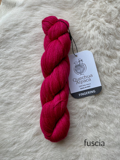 quechua alpaca fingering yarn fuscia