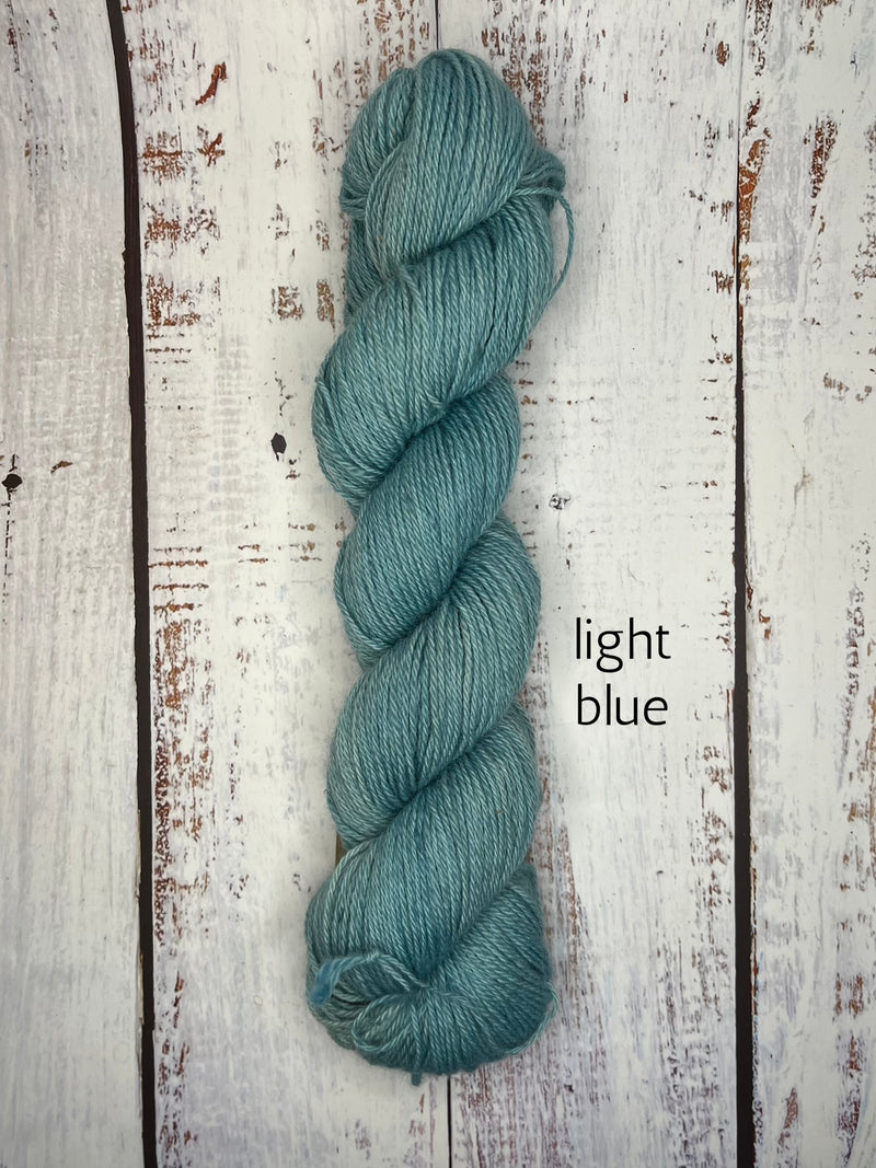 light blue (saxon blue)