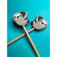 Load image into Gallery viewer, Knitting Needle Point Protectors by Comma Craft Co.
