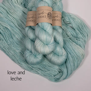 Simply Spectacular DK by Emma's Yarn (dk)