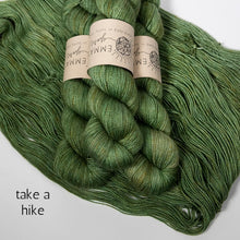 Load image into Gallery viewer, Simply Spectacular DK by Emma&#39;s Yarn (dk)
