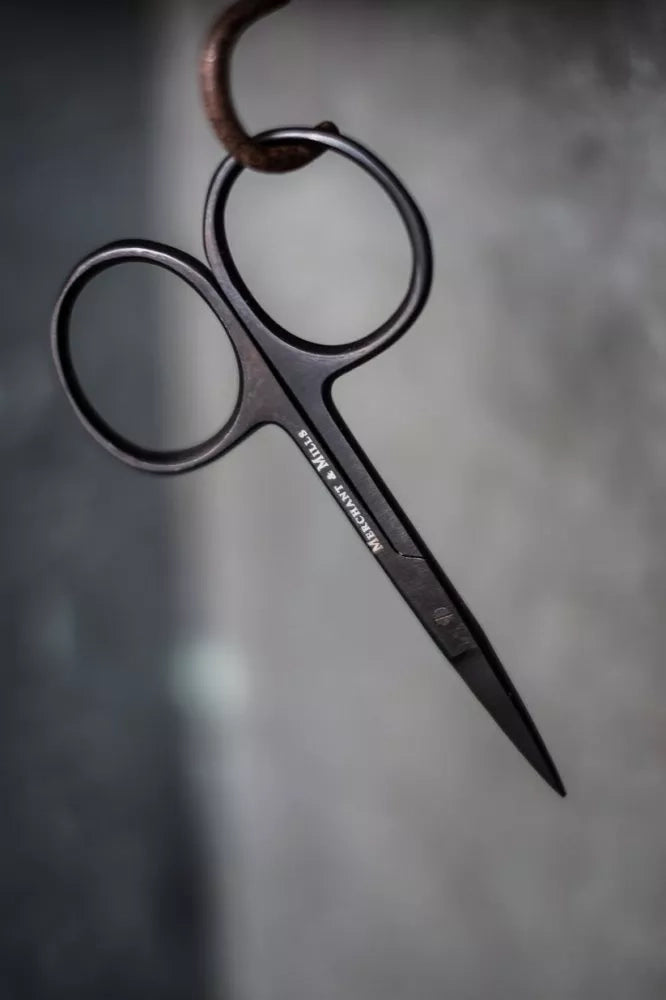 wide bow scissors