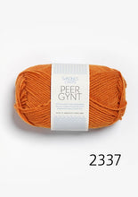 Load image into Gallery viewer, Peer Gynt (dk/light worsted) by Sandnes Garn
