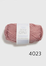 Load image into Gallery viewer, Peer Gynt (dk/light worsted) by Sandnes Garn
