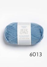 Load image into Gallery viewer, Peer Gynt (dk/light worsted) by Sandnes Garn
