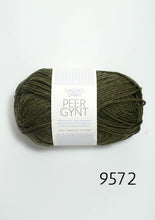 Load image into Gallery viewer, Peer Gynt (dk/light worsted) by Sandnes Garn
