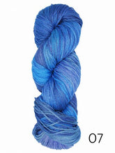Load image into Gallery viewer, Damask by Juniper Moon Farm (dk)
