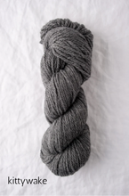 Load image into Gallery viewer, Quince &amp; Co. Osprey (aran)
